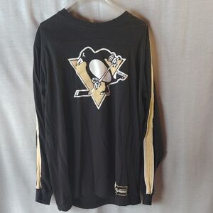Pittsburgh Penguins NHL Black and White Graphic Shirt